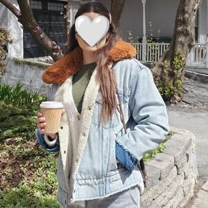 Levi's Denim Jacket with Faux Fur Collar